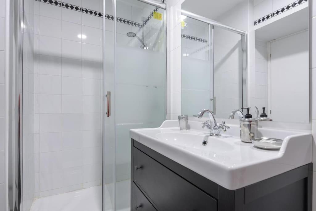 Discover The Pantheon From The Berardi Studio Flat Zewnętrze zdjęcie